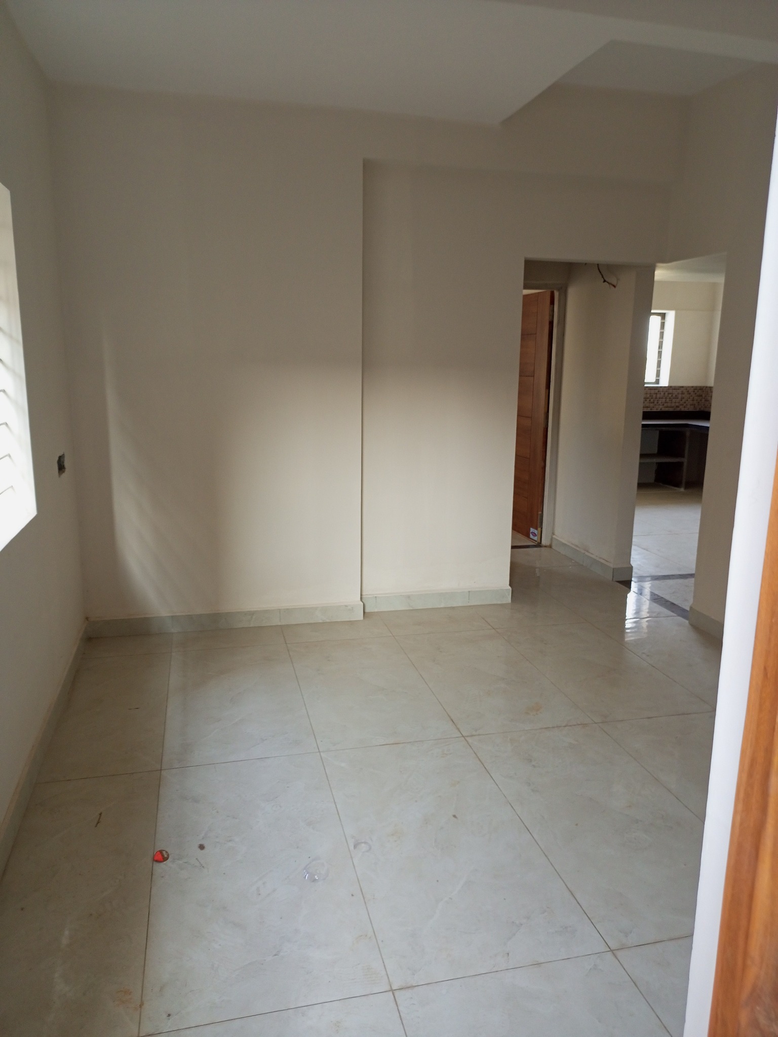 For sale flat & commercial space Vadagaon - Image 4