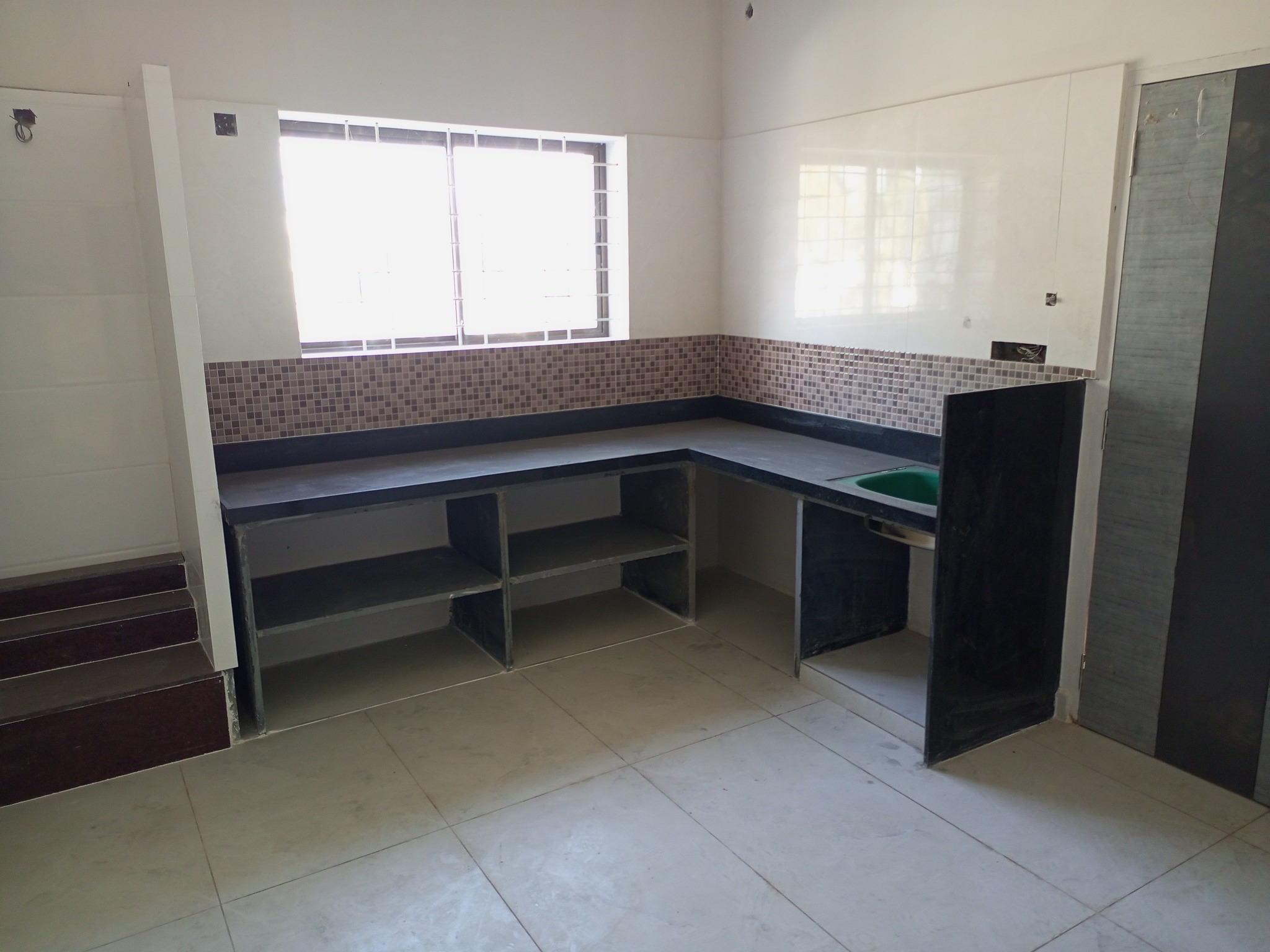 For sale flat & commercial space Vadagaon - Image 7