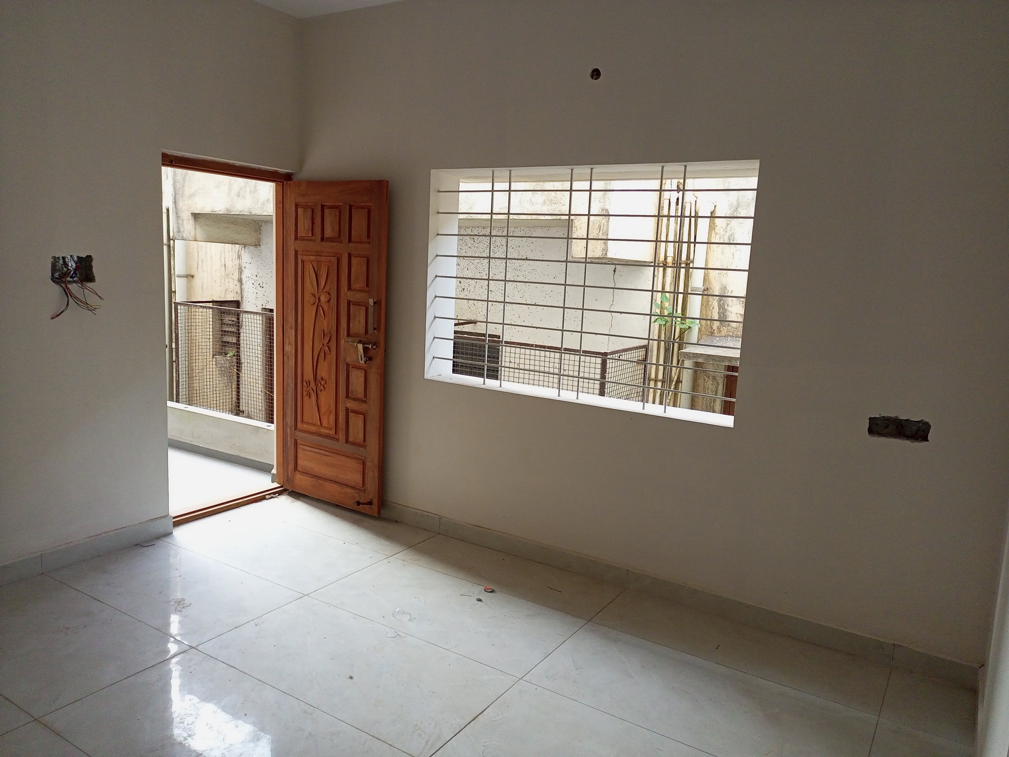 For sale flat & commercial space Vadagaon - Image 2